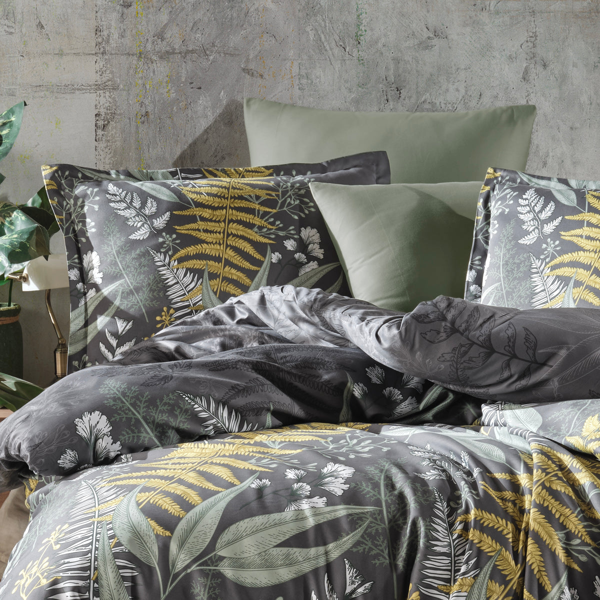 Lady of Leisure Sateen Quilt Sets | Botanica V1 (Queen & King) – EDURA